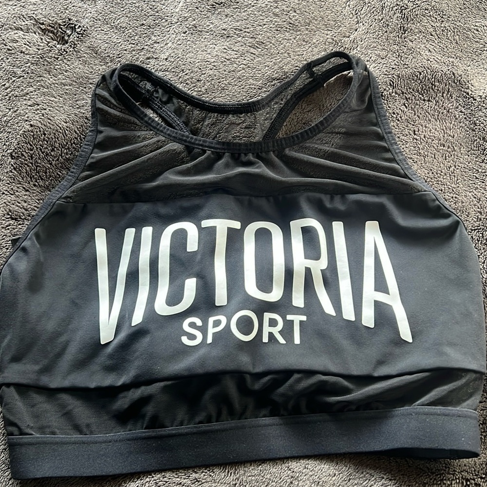 Victoria Sport sports bra